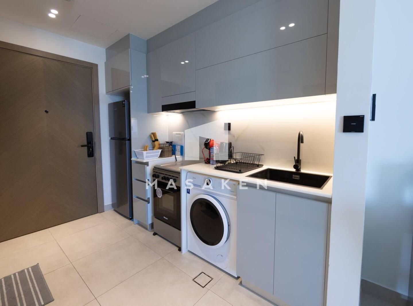 Masaken Homes - Studio Apt In Business Bay! * Dubai